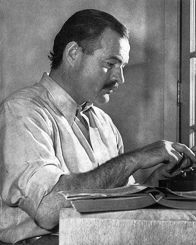 Ernest Hemingway人物肖像